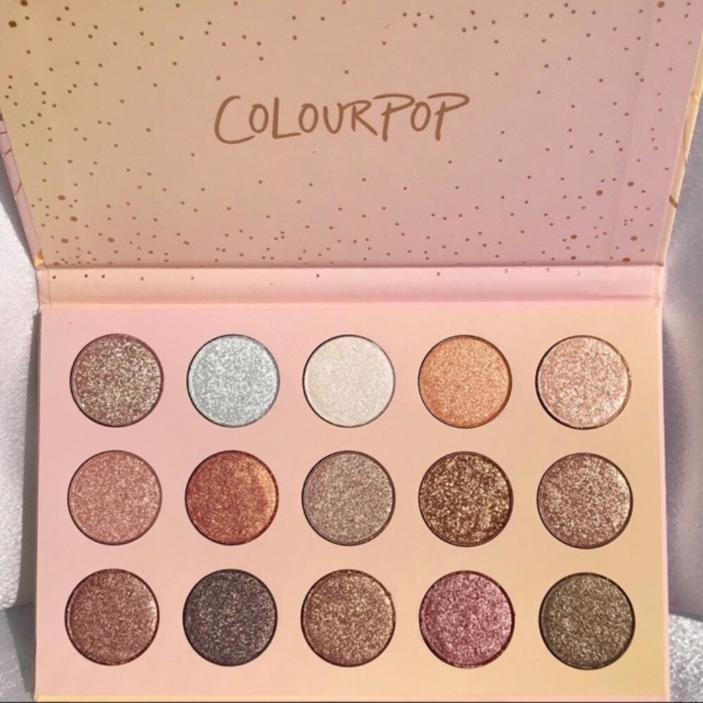 Eye shadow - Picture 2 of 3